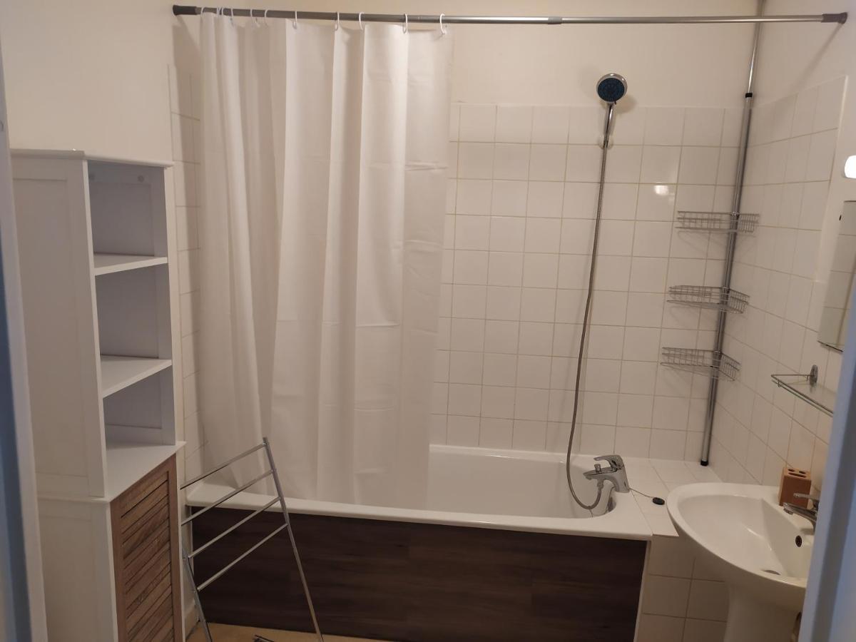 T1 Bis Cosy Avec 6 Couchages Proche De La Mer - Quartier Minimes La Rochelle  Luaran gambar